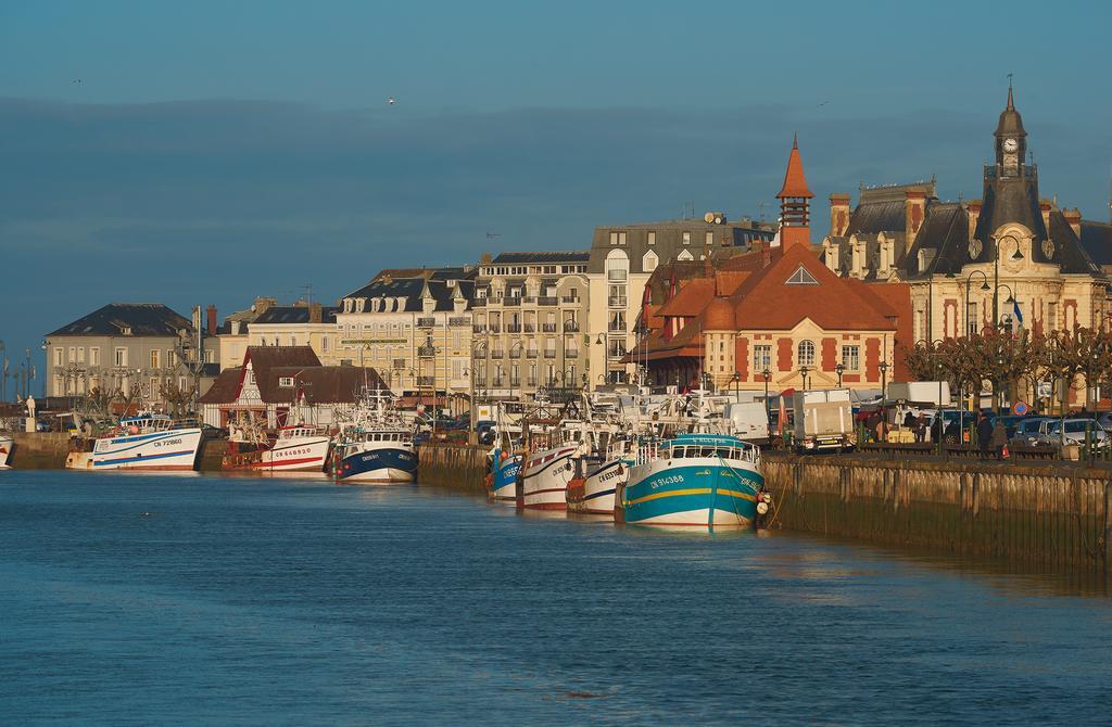 La Porte Bleue Trouville-sur-Mer Buitenkant foto
